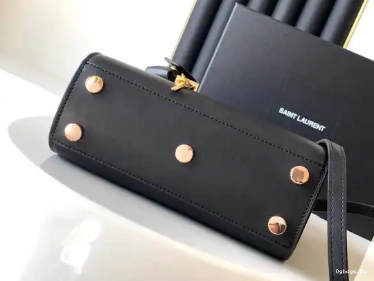 SAC SMOOTH YSL IN LEATHER NANO DE JOUR 0430